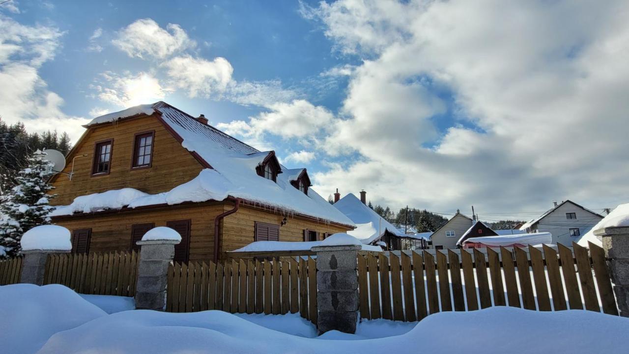 Holidayhouse Chalupa Alzbetka Ważec Zewnętrze zdjęcie